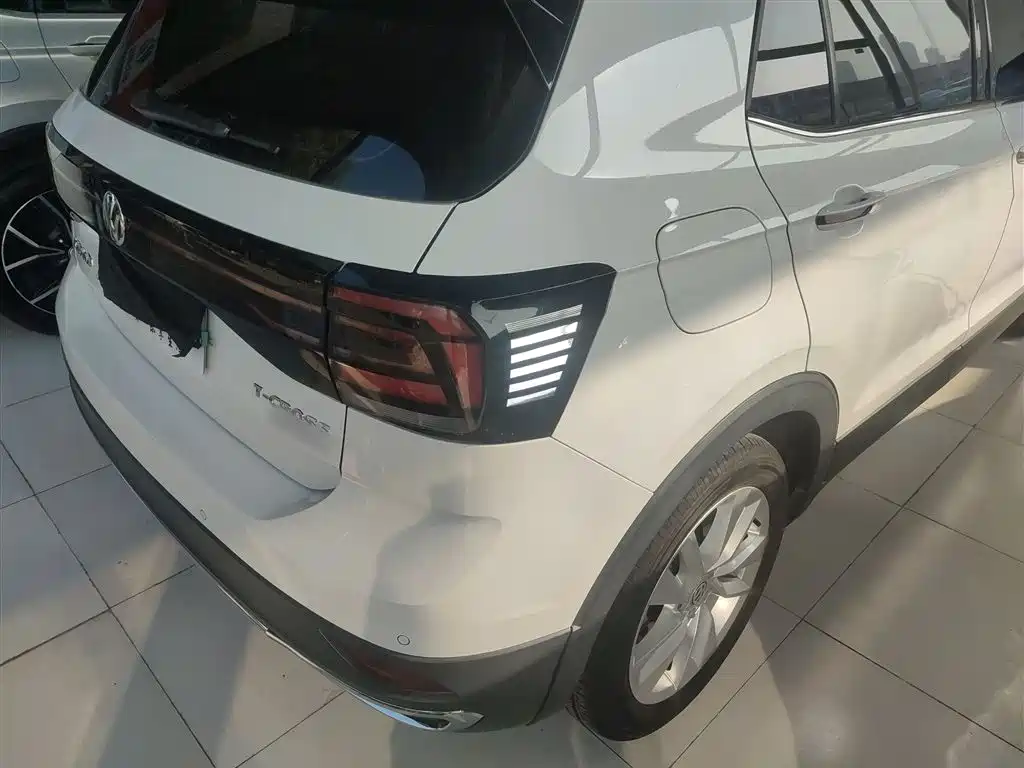 Volkswagen T-Cross 2019 280TSI DSG Comfort Edition фото 8