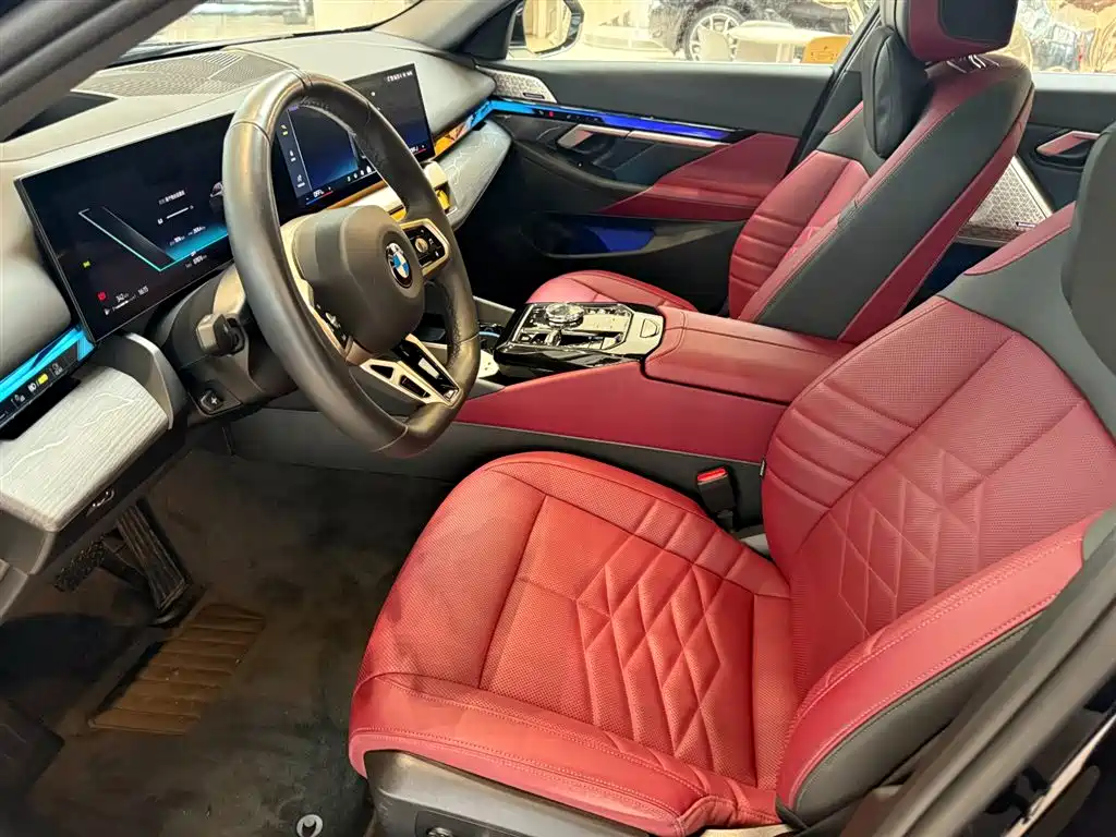 BMW 5 Series 2025 530Li Premium M Sport Package фото 7