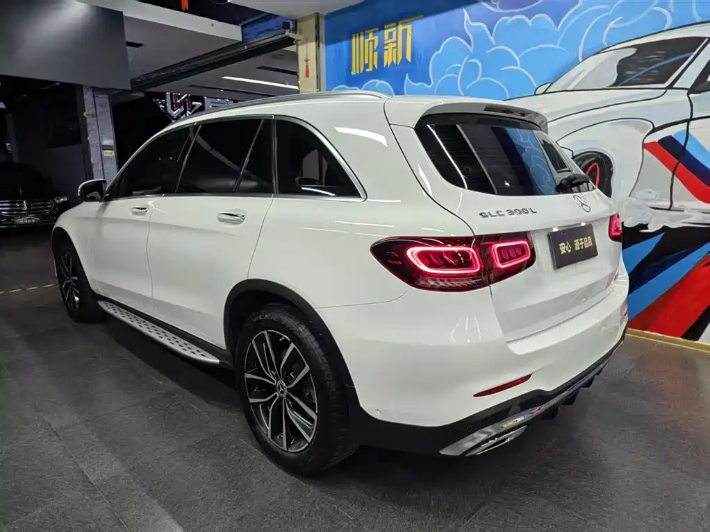 Mercedes-Benz GLC 2020 Facelift GLC 300 L 4MATIC Dynamic фото 3