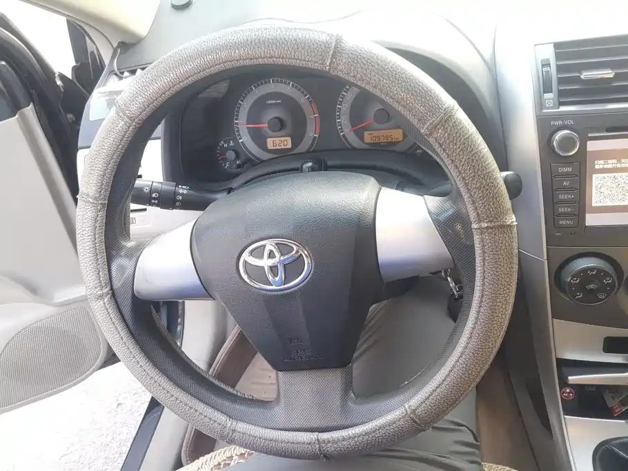 Фото 15 - Toyota Corolla