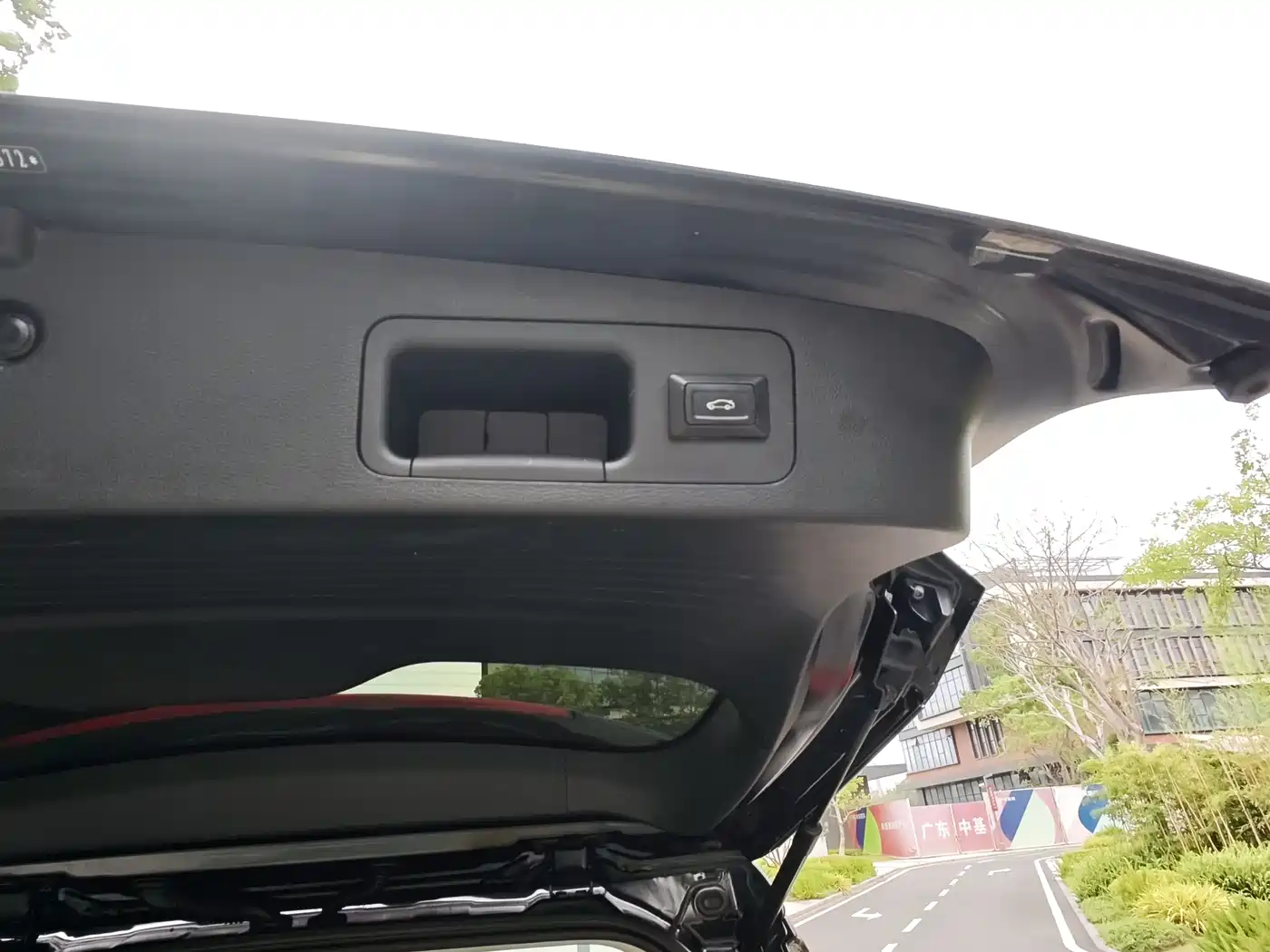 GAC Trumpchi Trumpchi GS8 2017 320T 2WD Luxury Smart Connect (7-seater) фото 15
