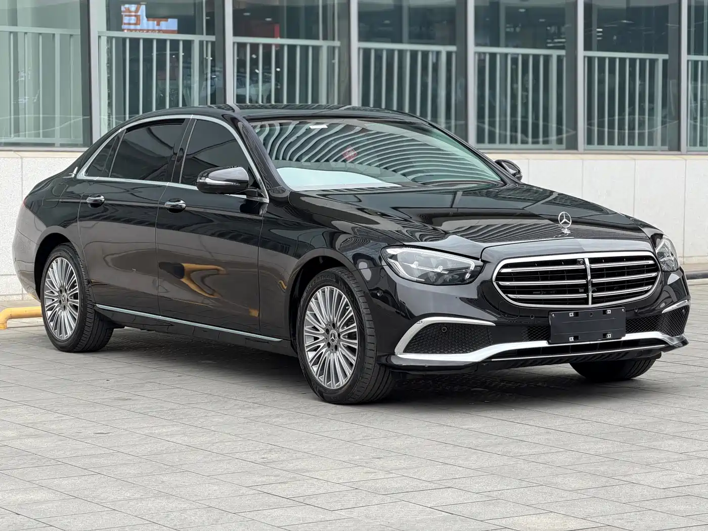  E CLASS