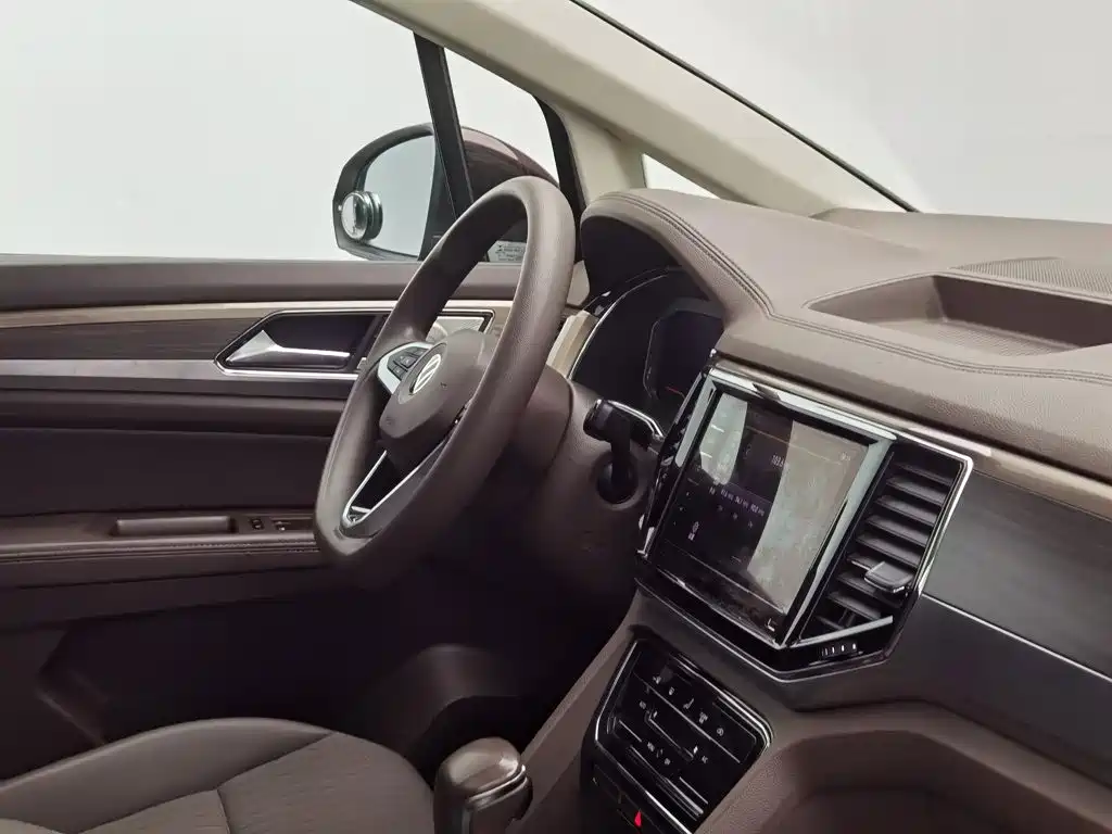 Фото 22 - Volkswagen Viloran