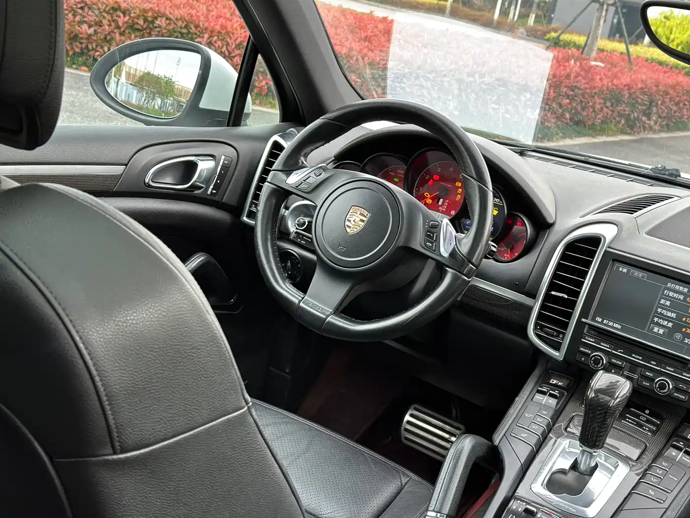 Porsche Cayenne 2011 Cayenne 3.0T фото 14