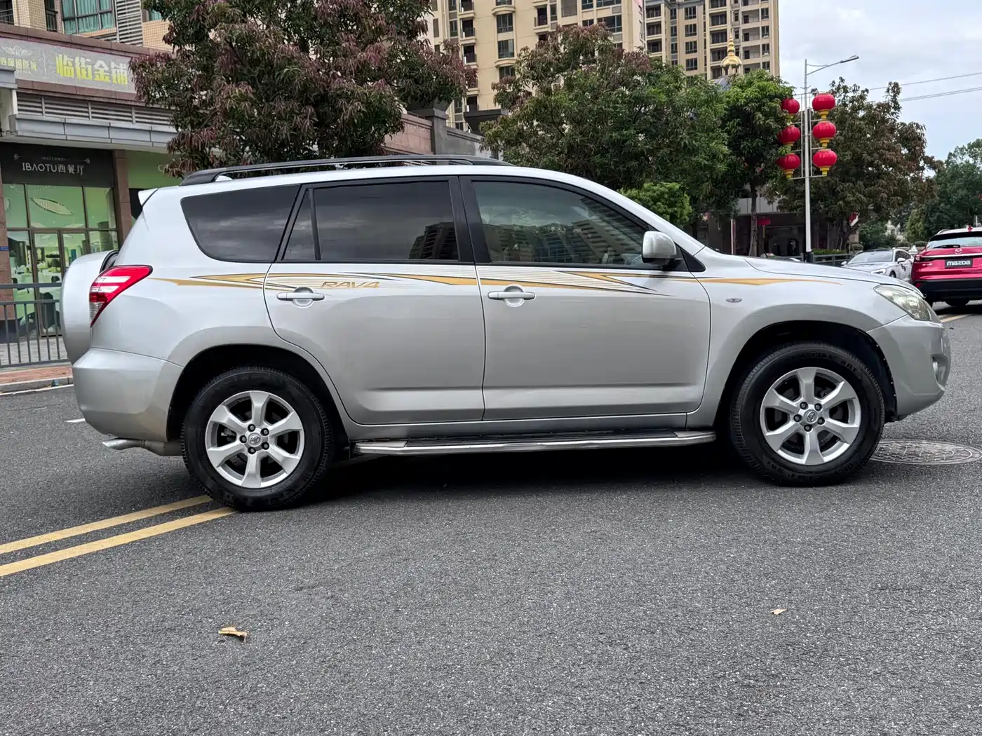 2011 Toyota RAV4 (Import)