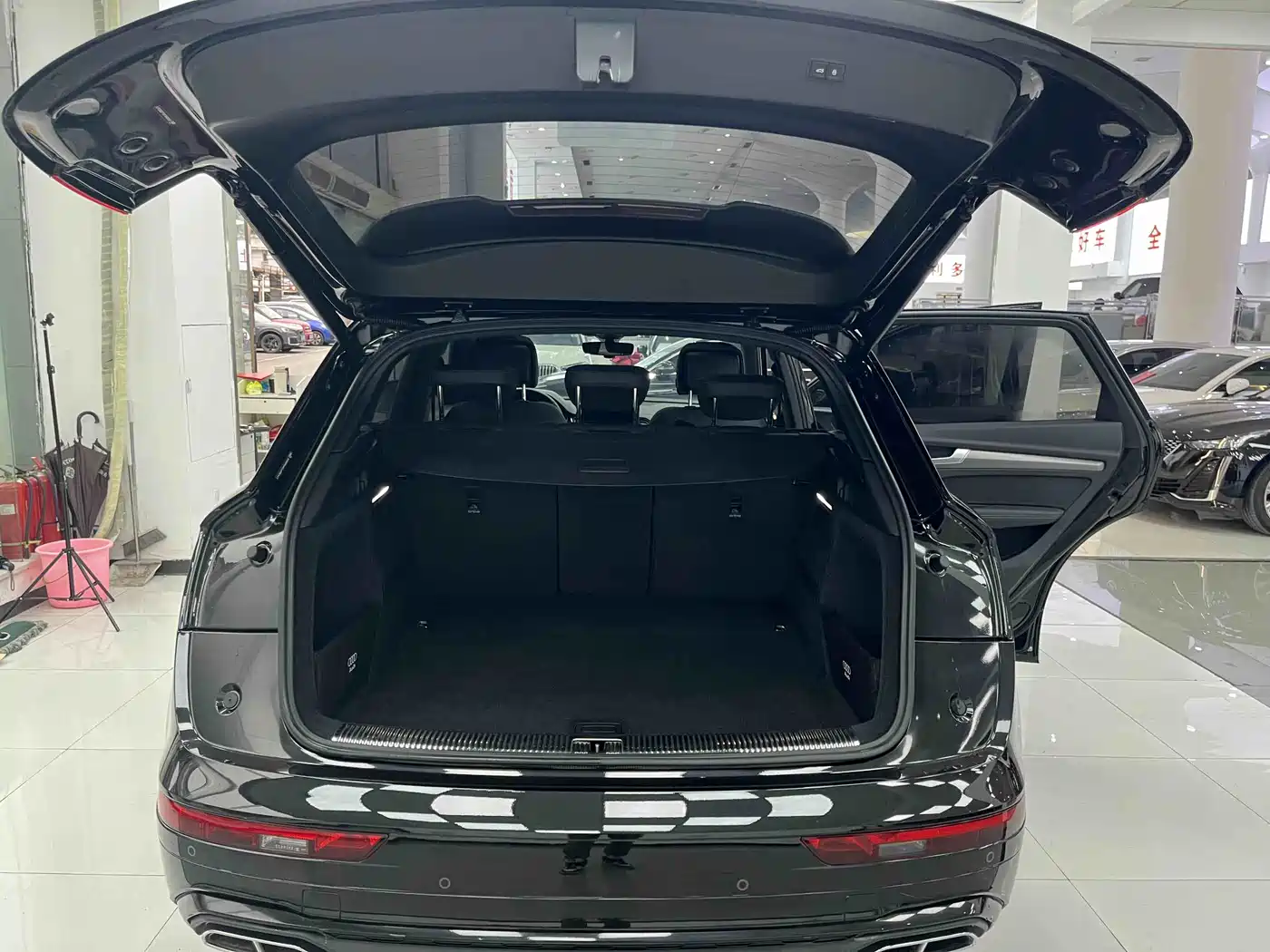 Audi Q5L 2023 40T Luxury Dynamic фото 16