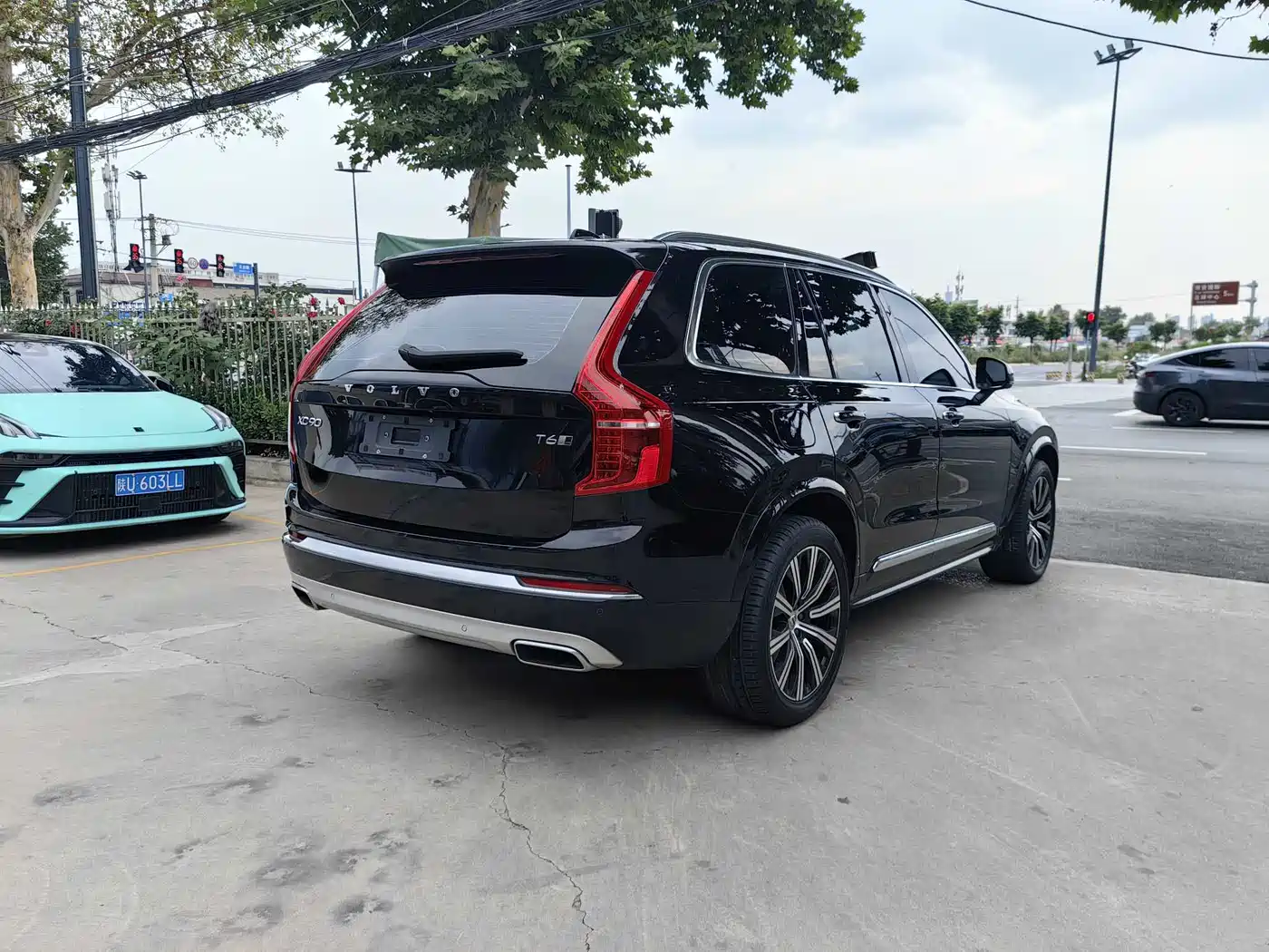 Фото 7 - Volvo XC90