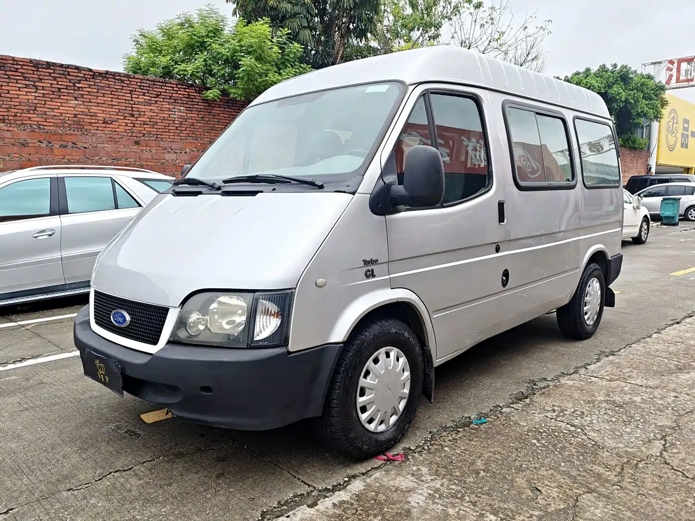 Ford Classic Transit 2015 2015 2.8T Diesel Short Wheelbase 6-Seater Mid-Roof MPV JX493ZLQ4