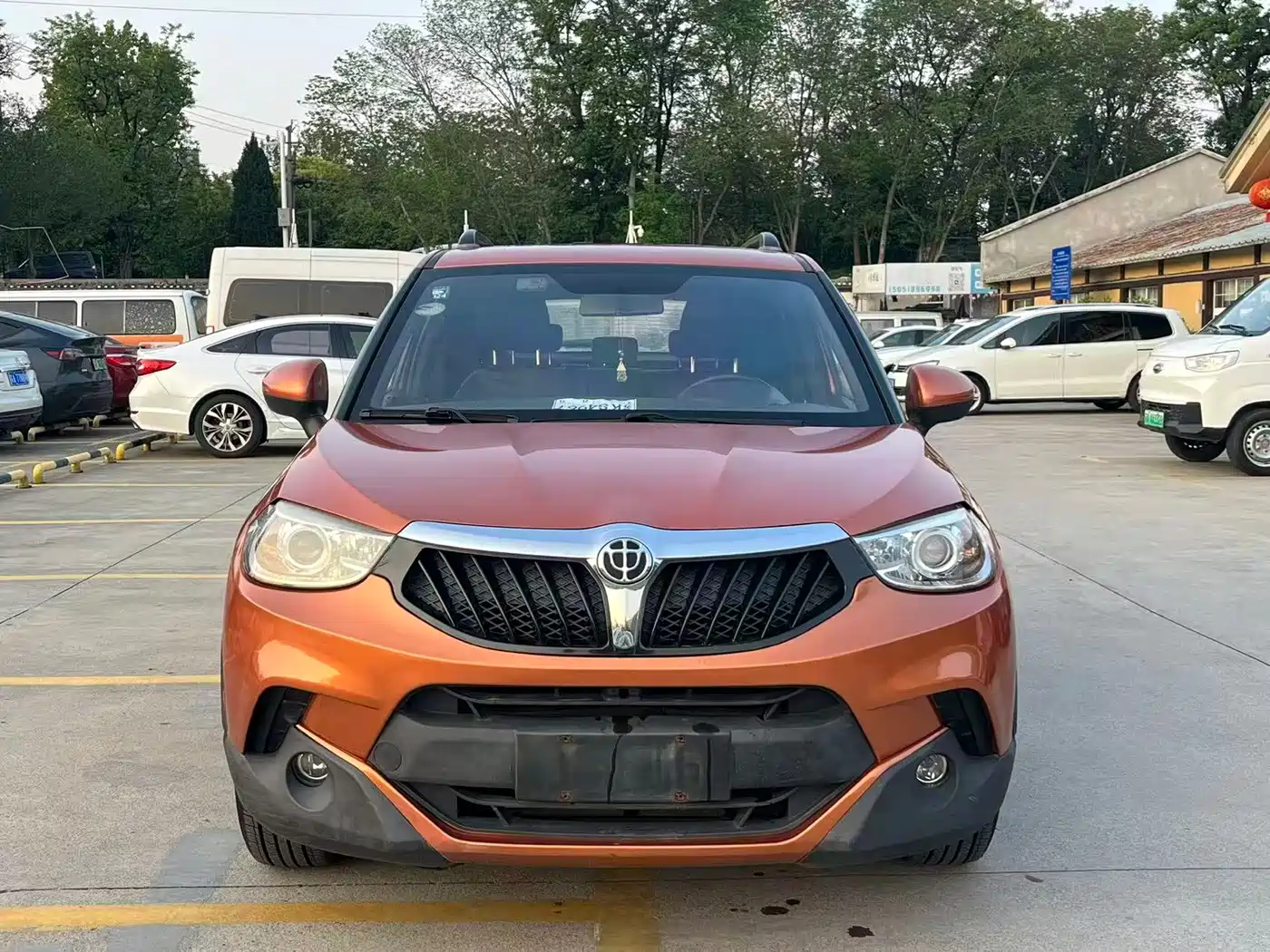 Photo 2 - Zhonghua V3