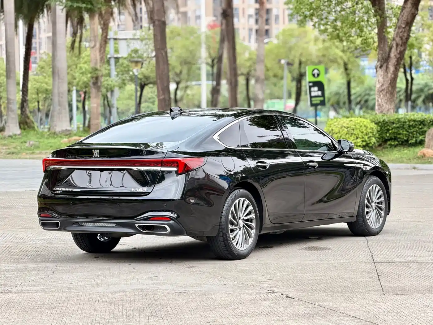 Buick LaCrosse 2023 28T Premium Edition фото 5