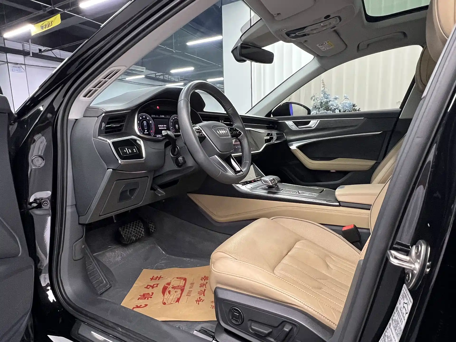 Фото 5 - Audi A6L