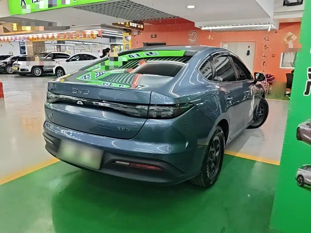 Фото 7 - BYD Seal 05
