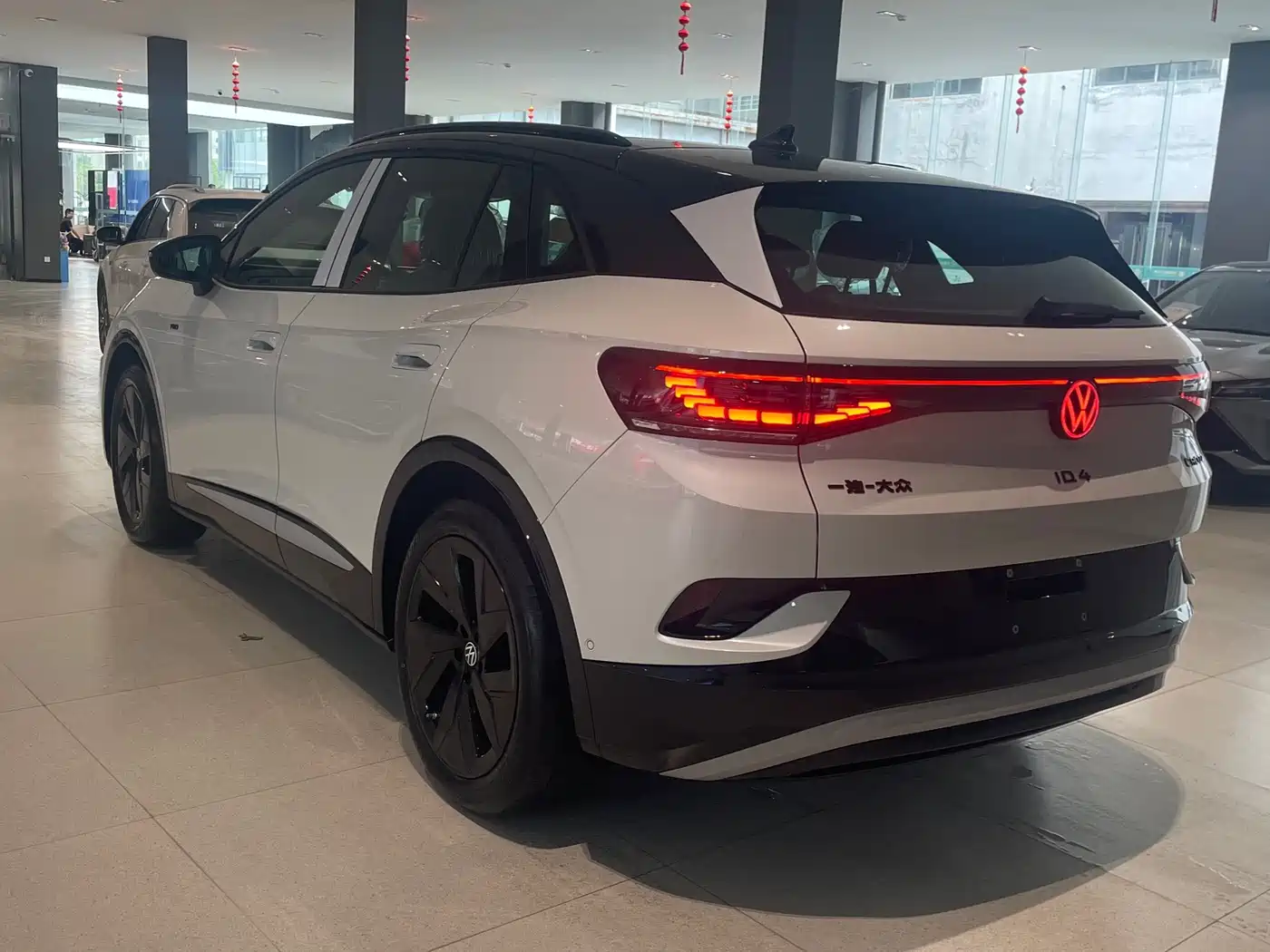 Volkswagen ID.4 CROZZ 2026 2026 Dark Knight PRO Edition