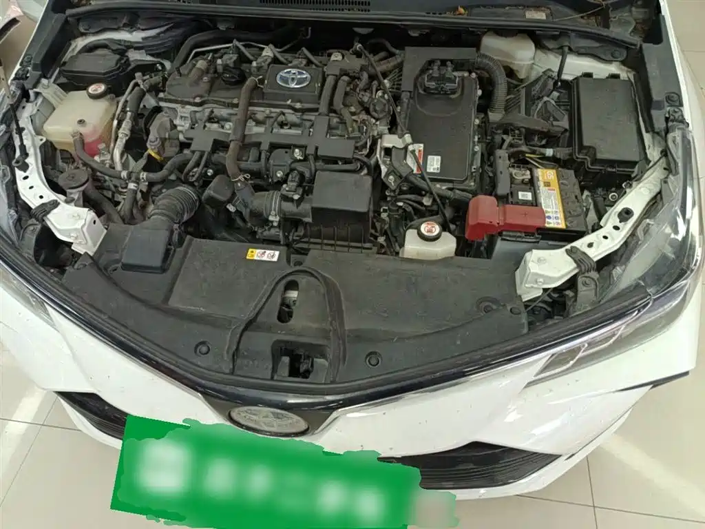 Toyota Corolla 2019 Hybrid 1.8L E-CVT GL-i Elite Edition фото 19