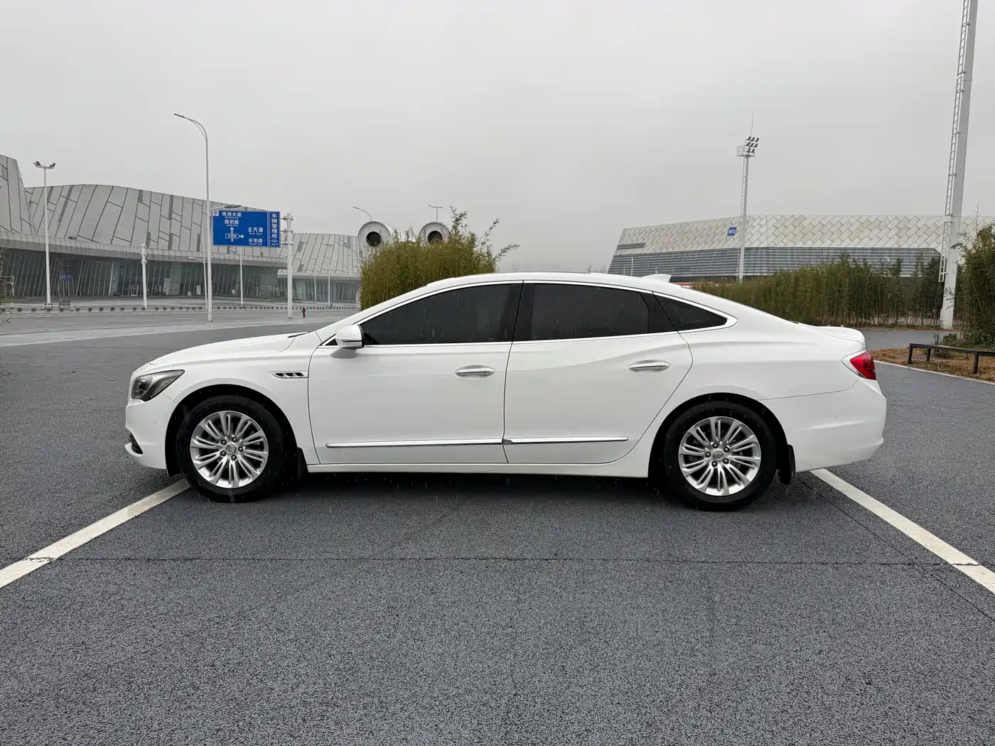 Buick LaCrosse 2016 20T Luxury фото 17