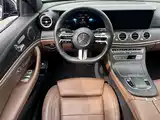 Фото 14 - Mercedes-Benz E-Class