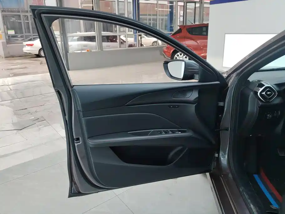 MG MG5 2025 2025 300TGI Global Flagship
