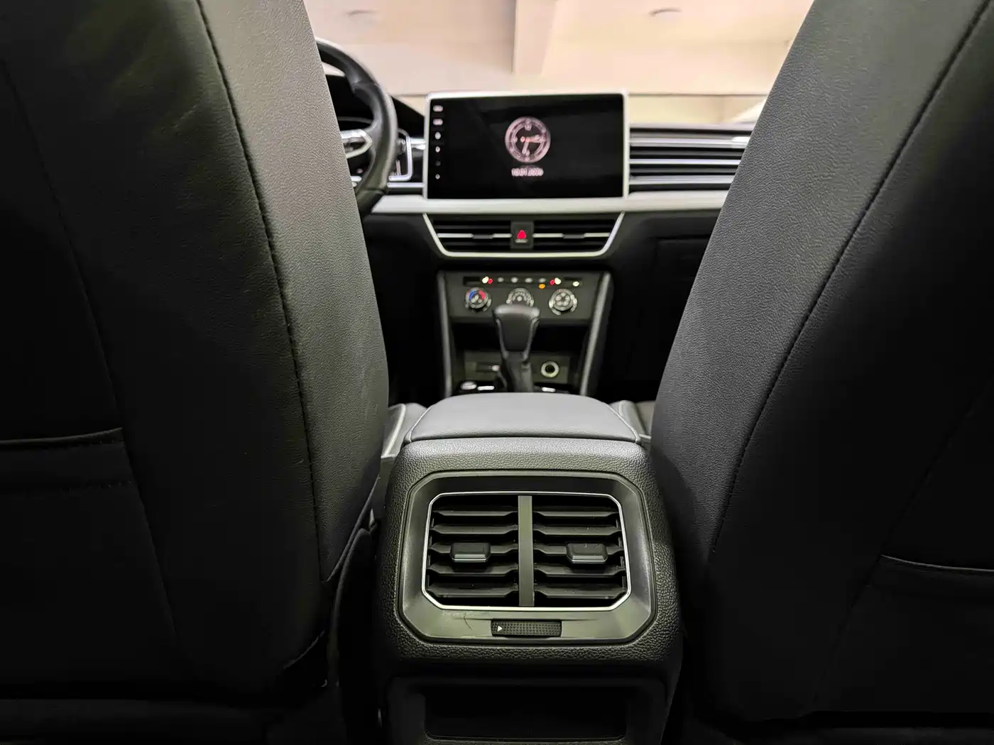 Volkswagen Tiguan L 2023 280TSI 2WD Trend Limited Edition фото 18