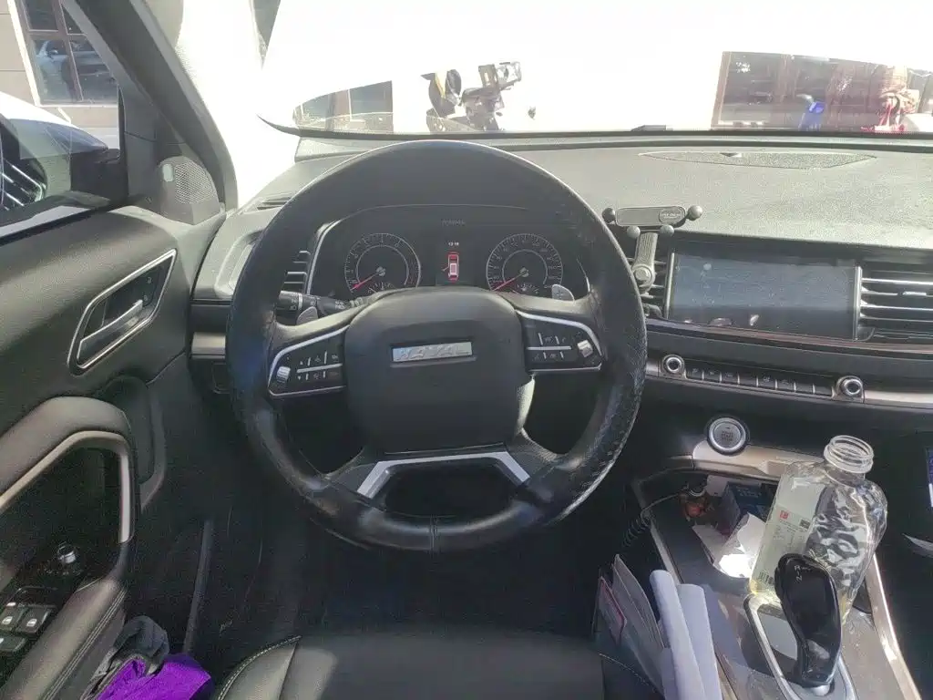 Фото 11 - Haval H6