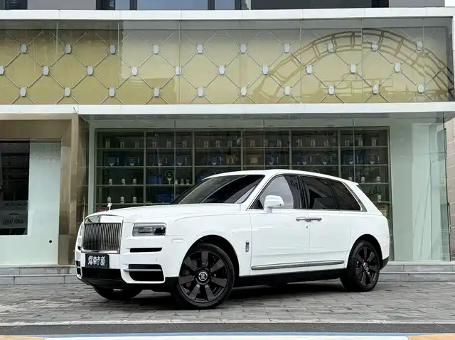 Rolls-Royce Cullinan 2018 5-Seater Version