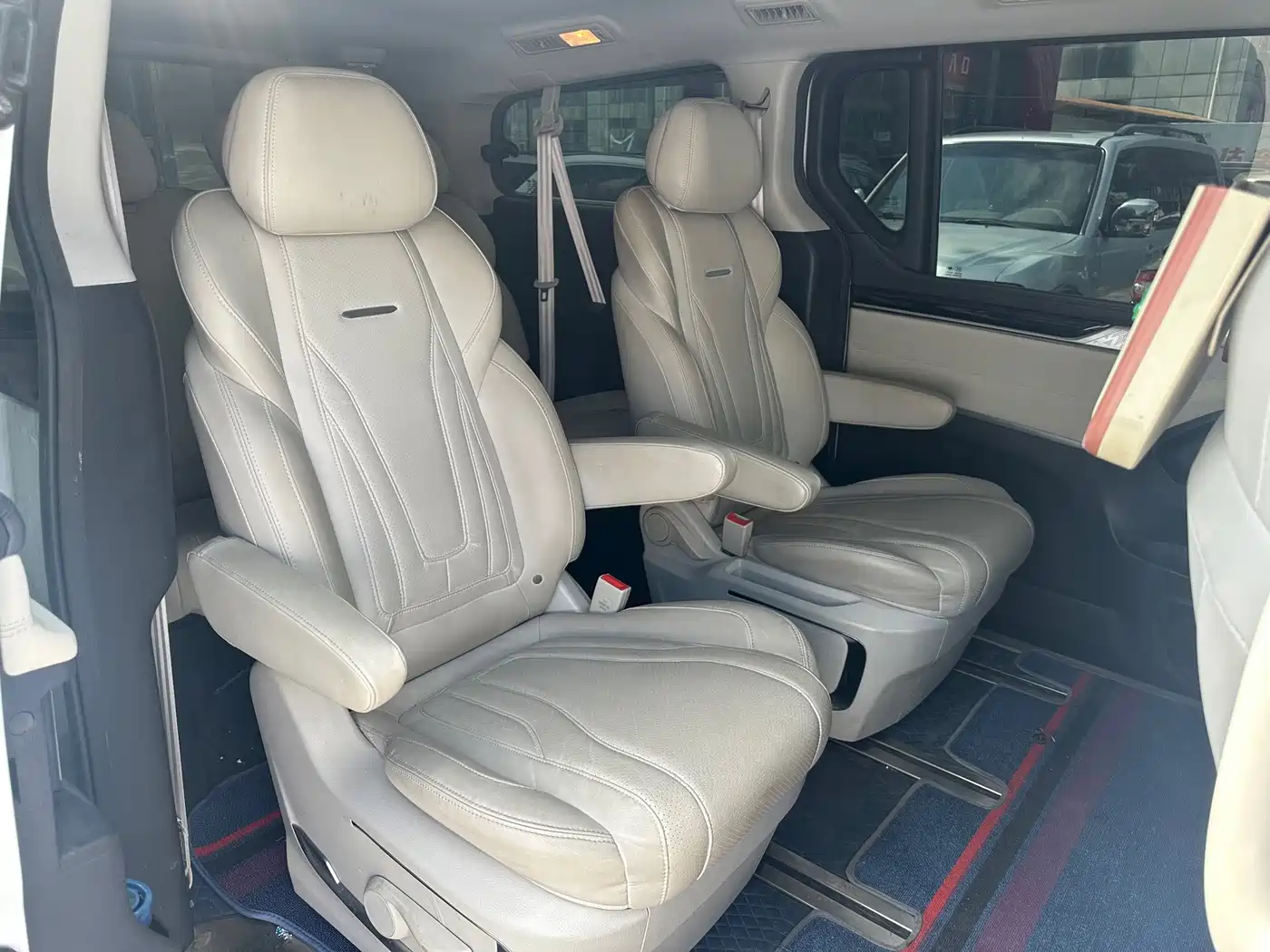 SAIC Maxus Maxus G20 2021 2021 PLUS 2.0T Gasoline Automatic Business Edition