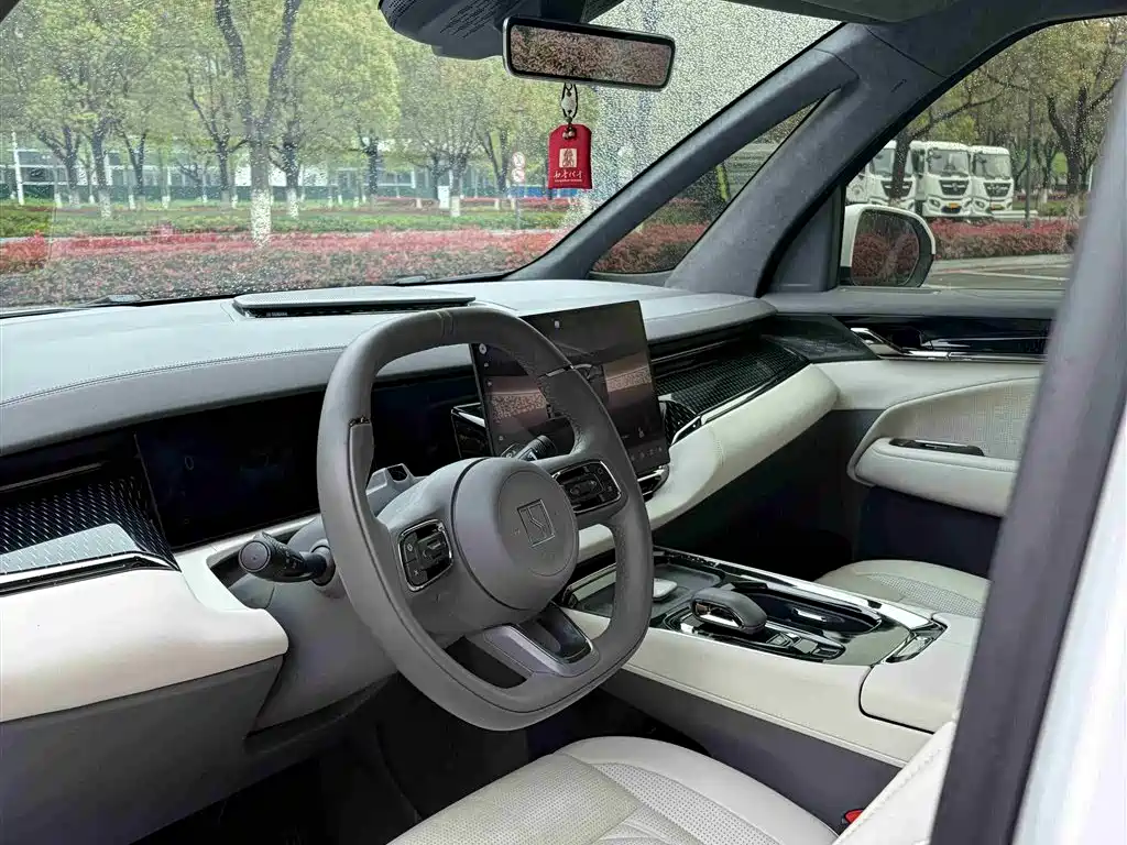 ZEEKR EXTREME KRYPTON 009