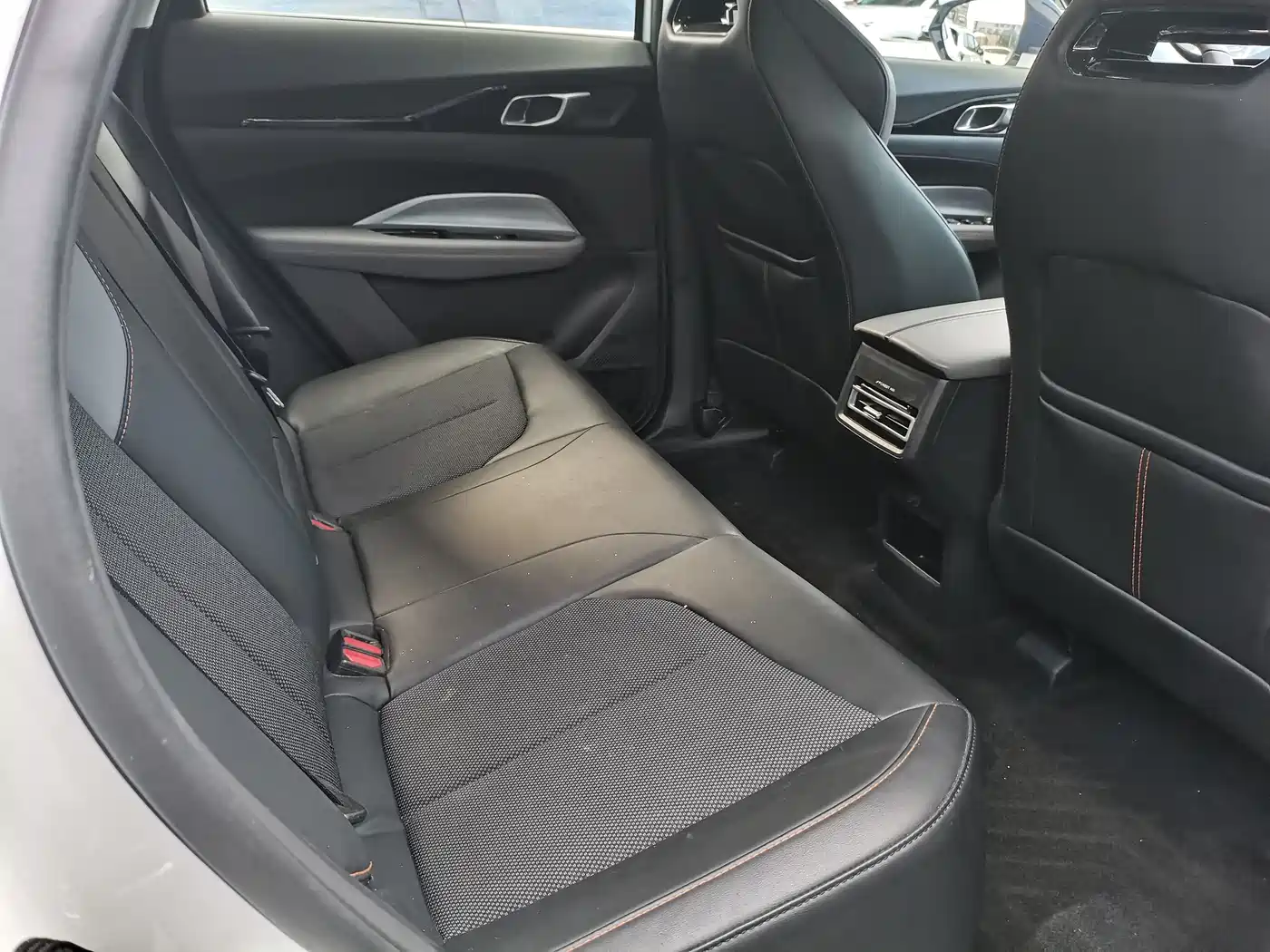 CHANGAN CHANGAN AUCHAN Z6