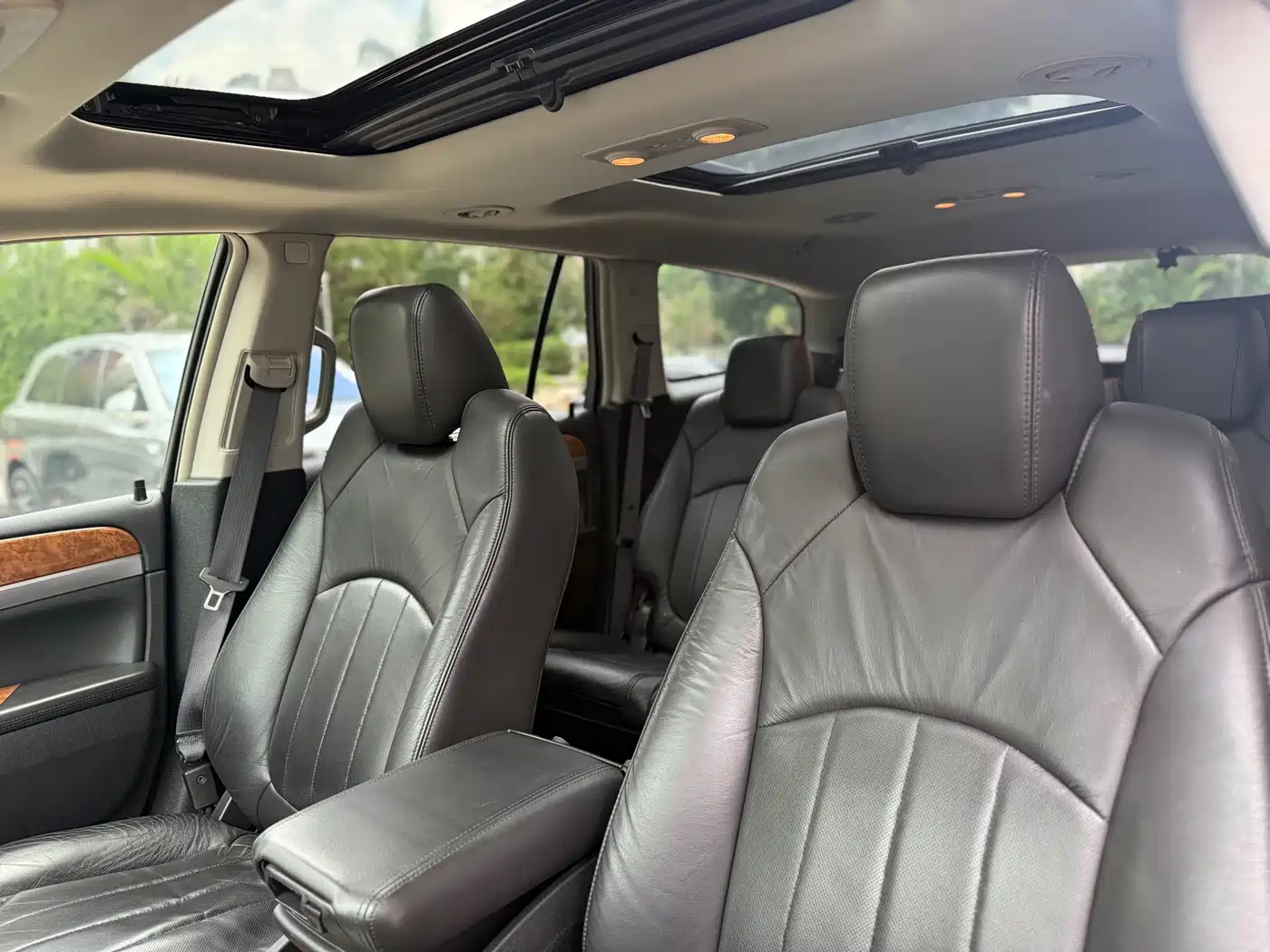 Buick Enclave 2010 2010 3.6L Elite Edition