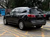 Фото 9 - Buick Enclave