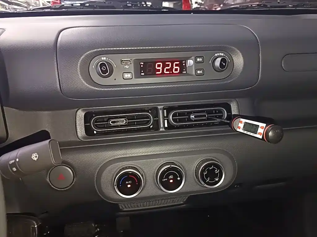 Wuling Motors Wuling Zhiguang NEV 2026 2025 Standard Version