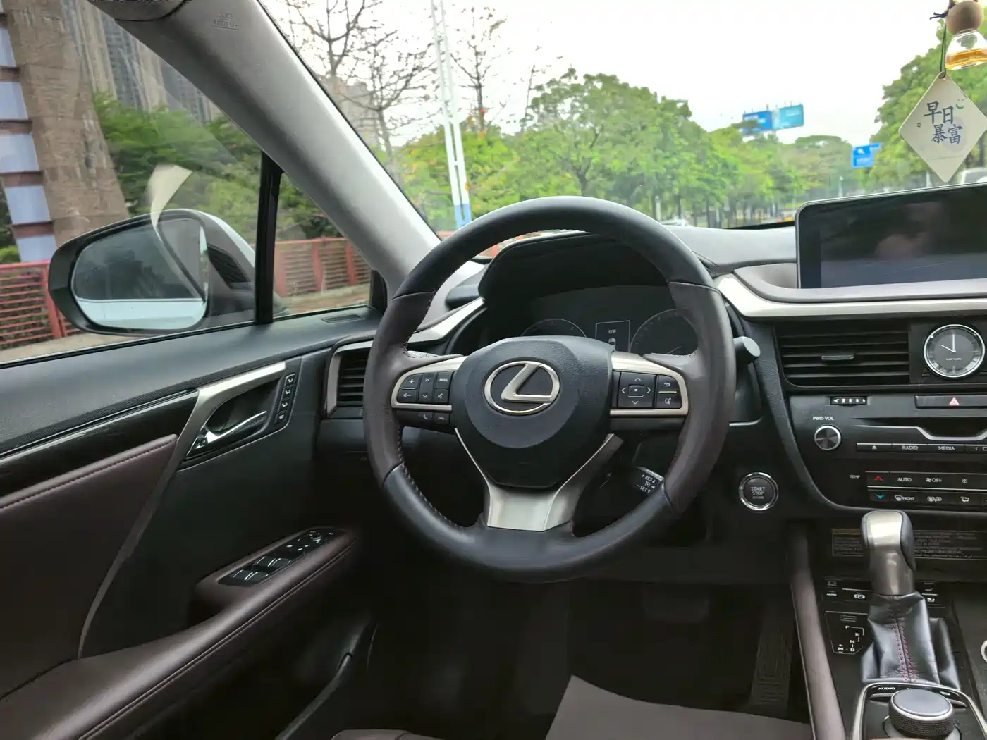 Lexus RX 2016 300 4WD Elegance Edition (China V) фото 7