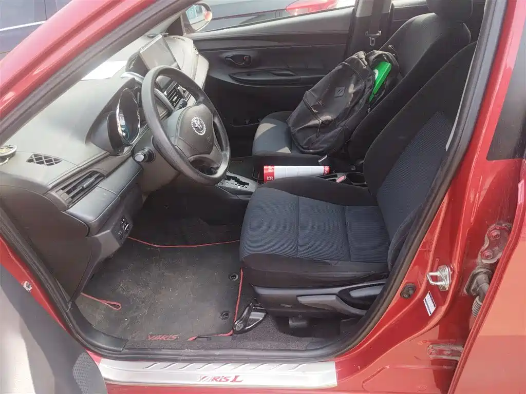 Toyota YARiS L Zhi Xuan 2014 1.3E Automatic Charming Edition фото 15