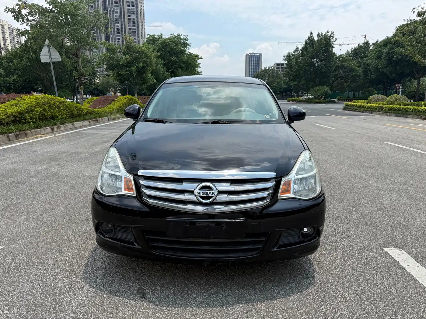Photo 2 - Nissan Sylphy