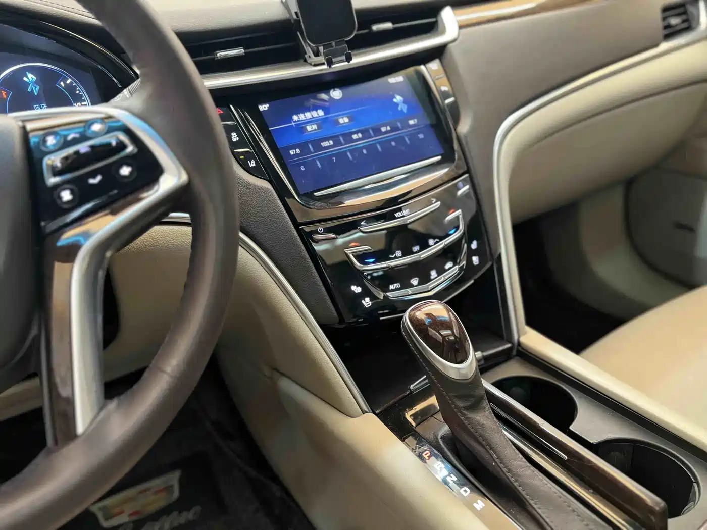 Cadillac XTS 2014 36S Platinum Edition фото 18