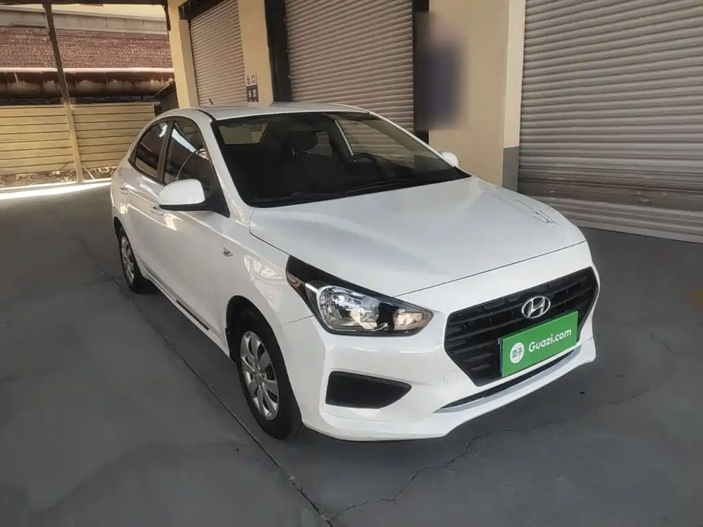 Hyundai Verna 2019 2017 1.4L Manual Renewal Edition China VI