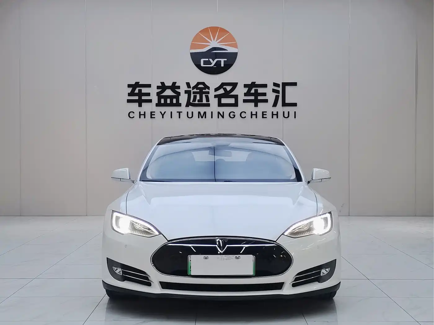 Photo 2 - Tesla Model S