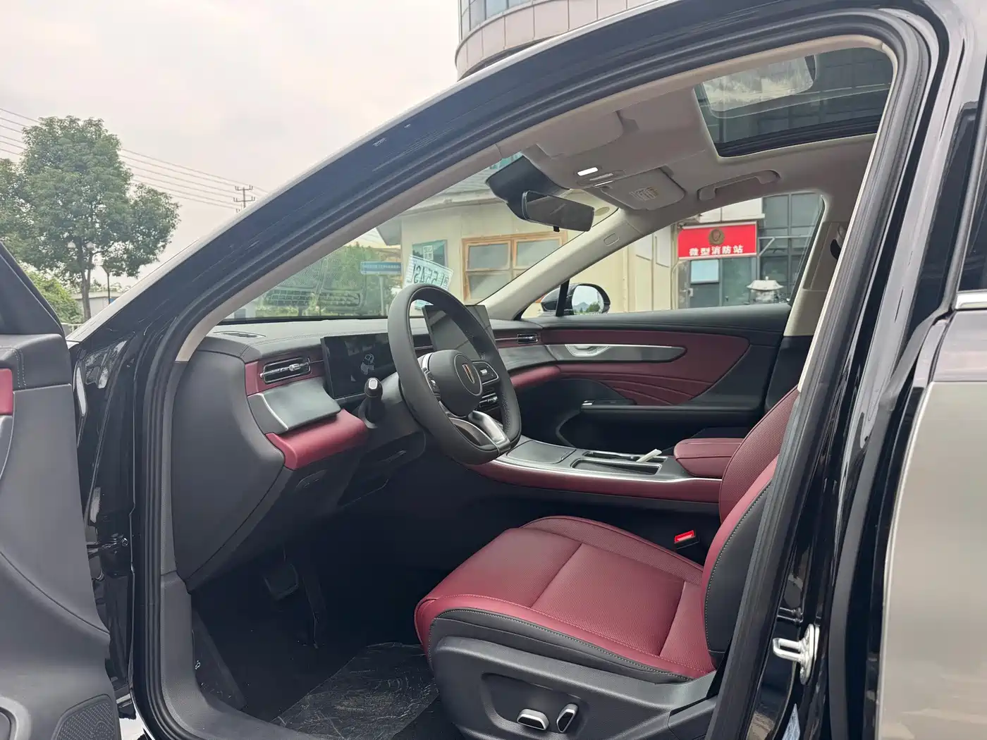 Hongqi H5 2026