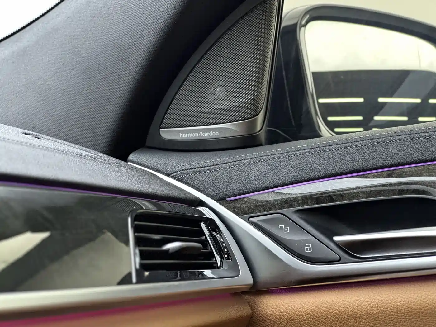 BMW 6 Series GT 2022 Model 630i M Sport Package фото 11