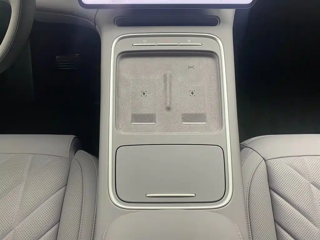 NIO EC6 2025 2025 75kWh