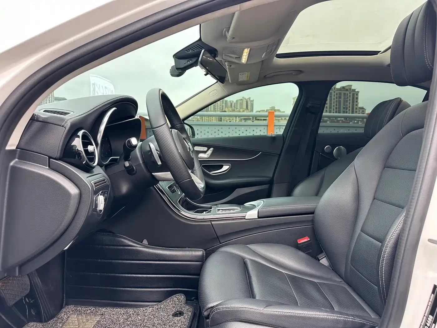 MERCEDES-BENZ C CLASS