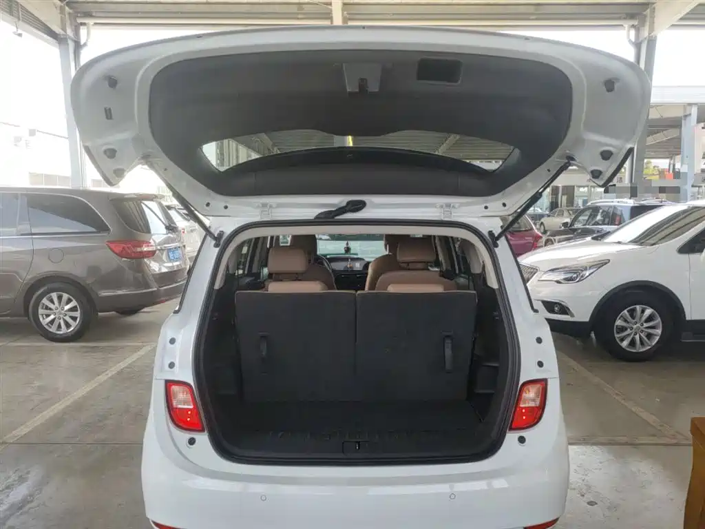Buick GL6 2021 323T Mild Hybrid Connected Luxury фото 15