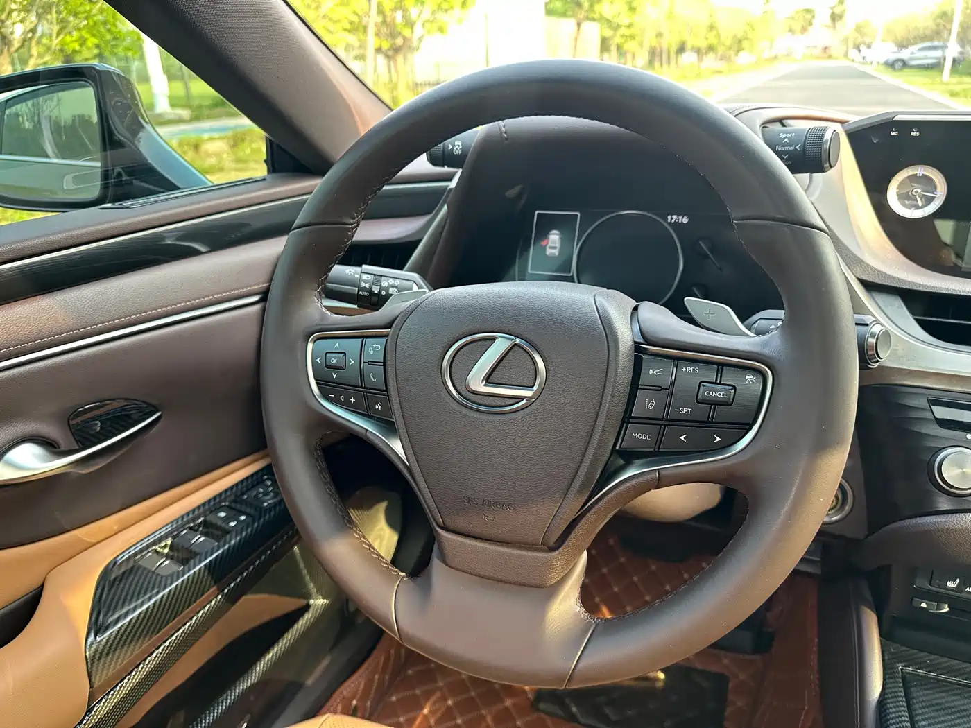 Lexus ES 2021 200 Excellence Edition фото 10