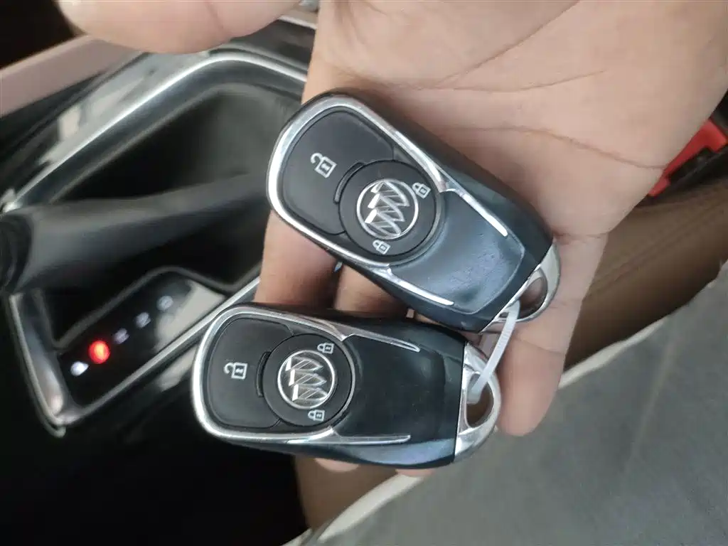 Buick GL6 2021 323T Mild Hybrid Connected Luxury фото 17