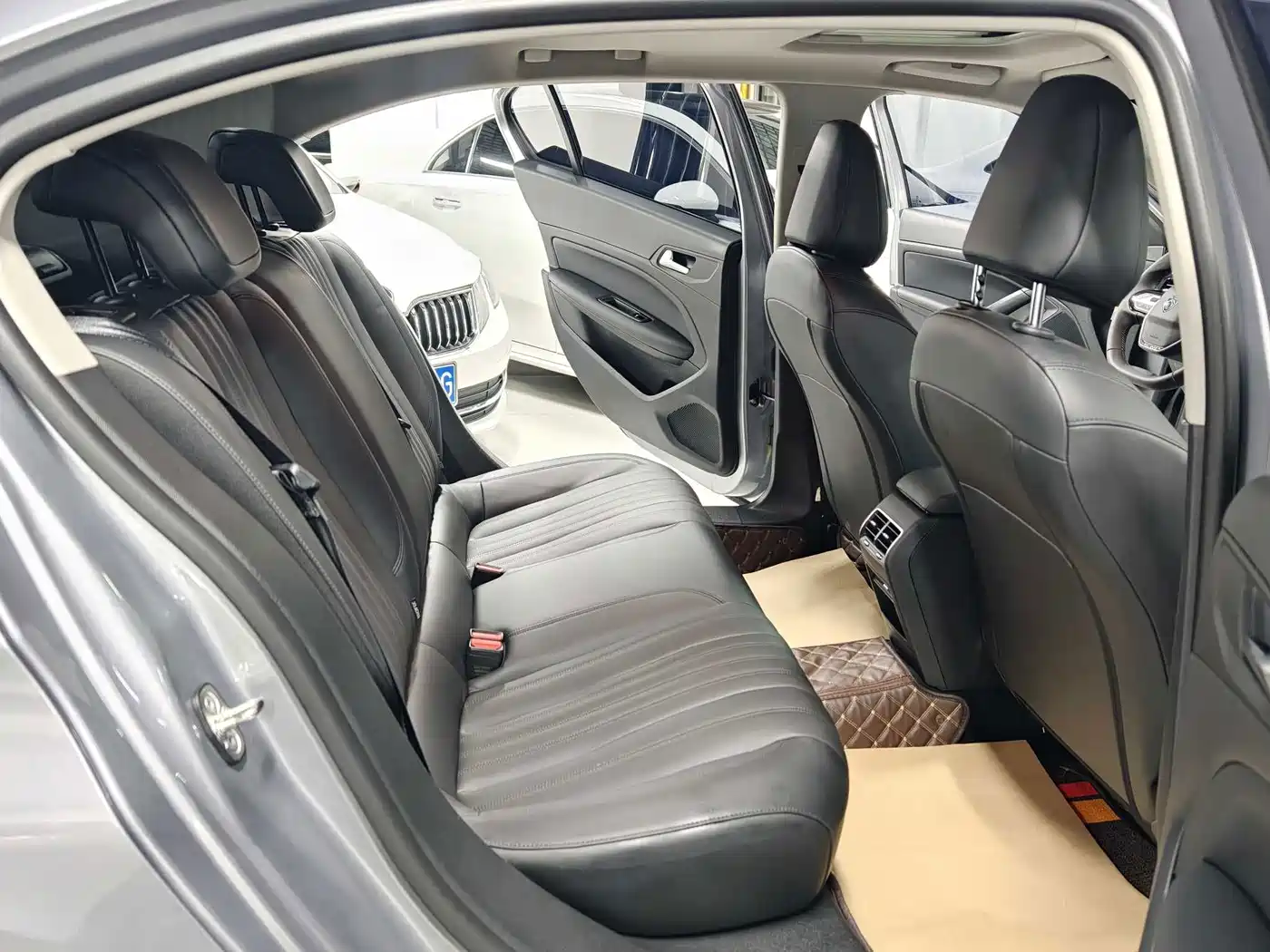 Peugeot 408 2024 2022 1.6T Progressive Edition