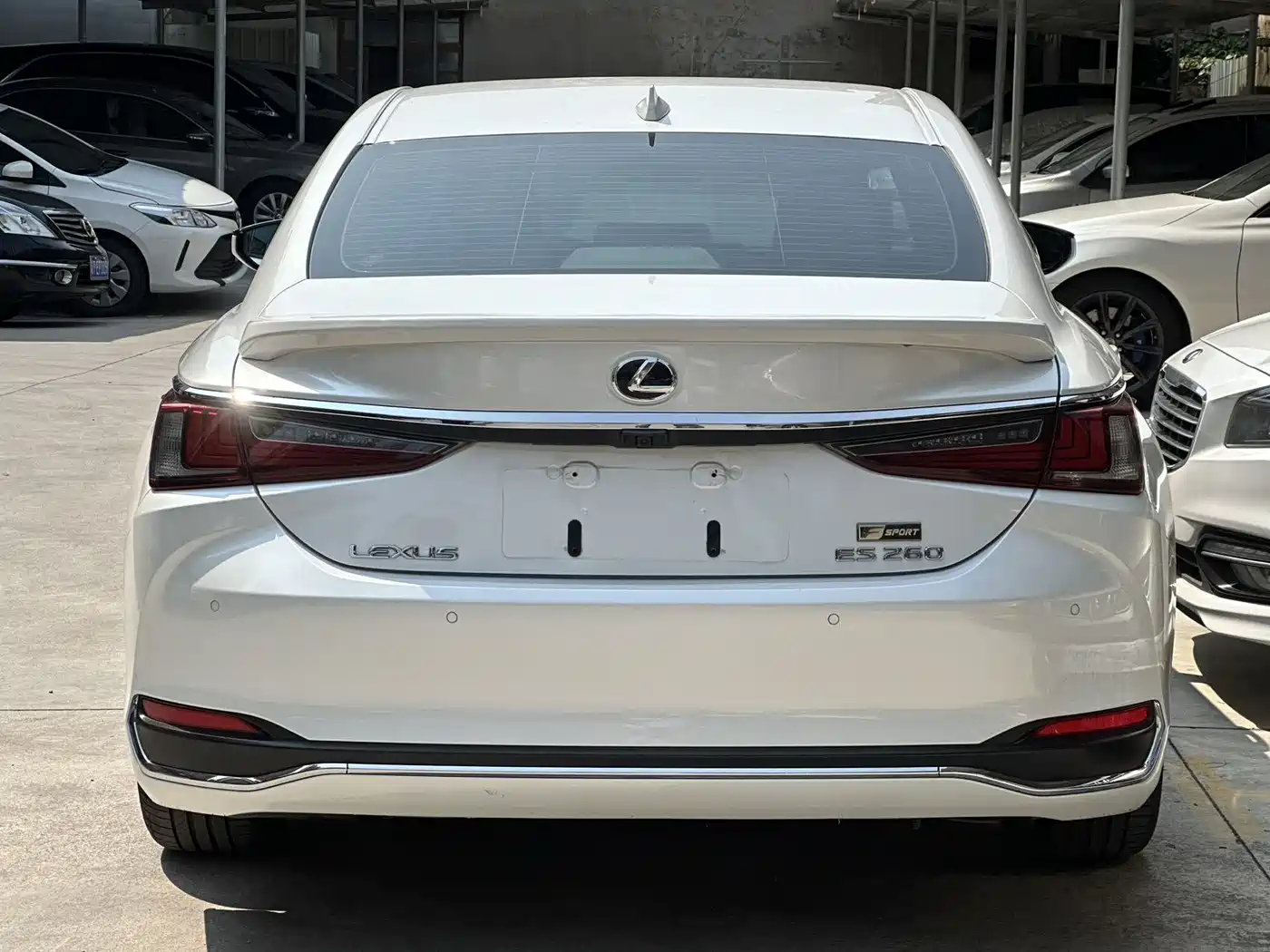 Lexus ES 2021 260 Excellence Edition фото 8