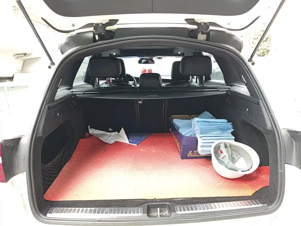 صورة 19 - Mercedes-Benz GLC