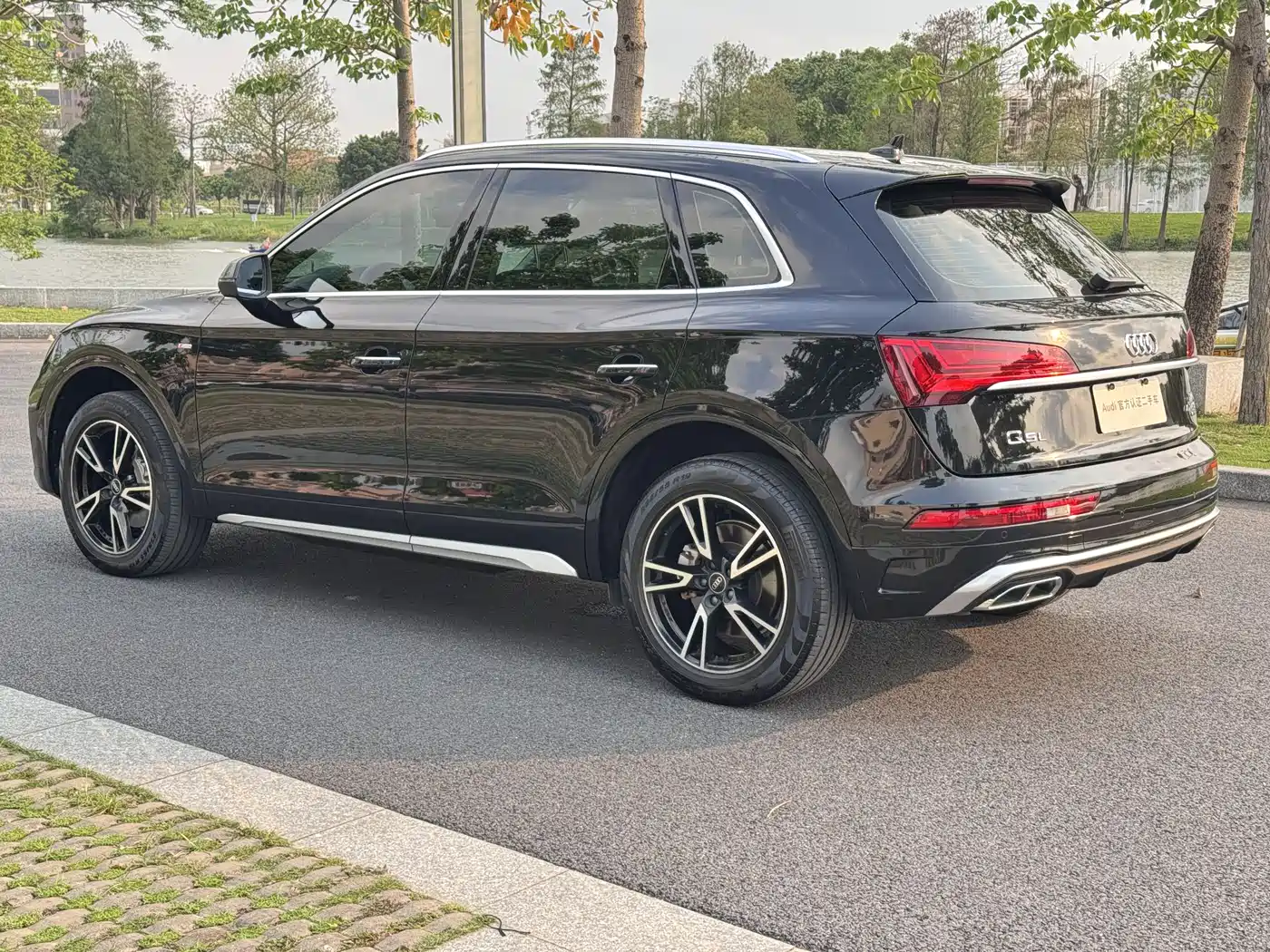 Audi Q5L 2023 40T Fashion Dynamic фото 4