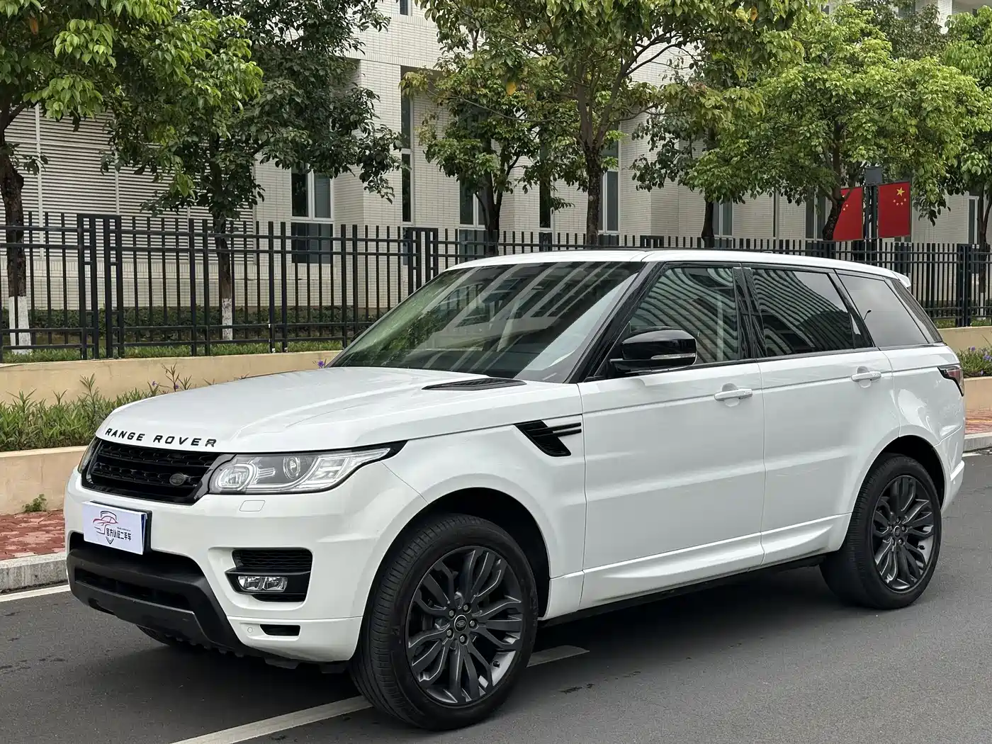 Land Rover Range Rover Sport 2017 3.0 SC V6 HSE DYNAMIC