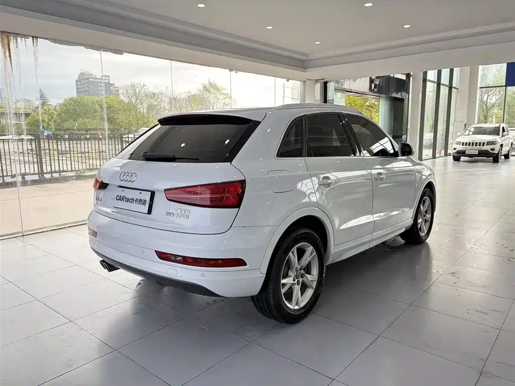 Audi Q3 2018 30th Anniversary Edition 30 TFSI Fashion фото 4
