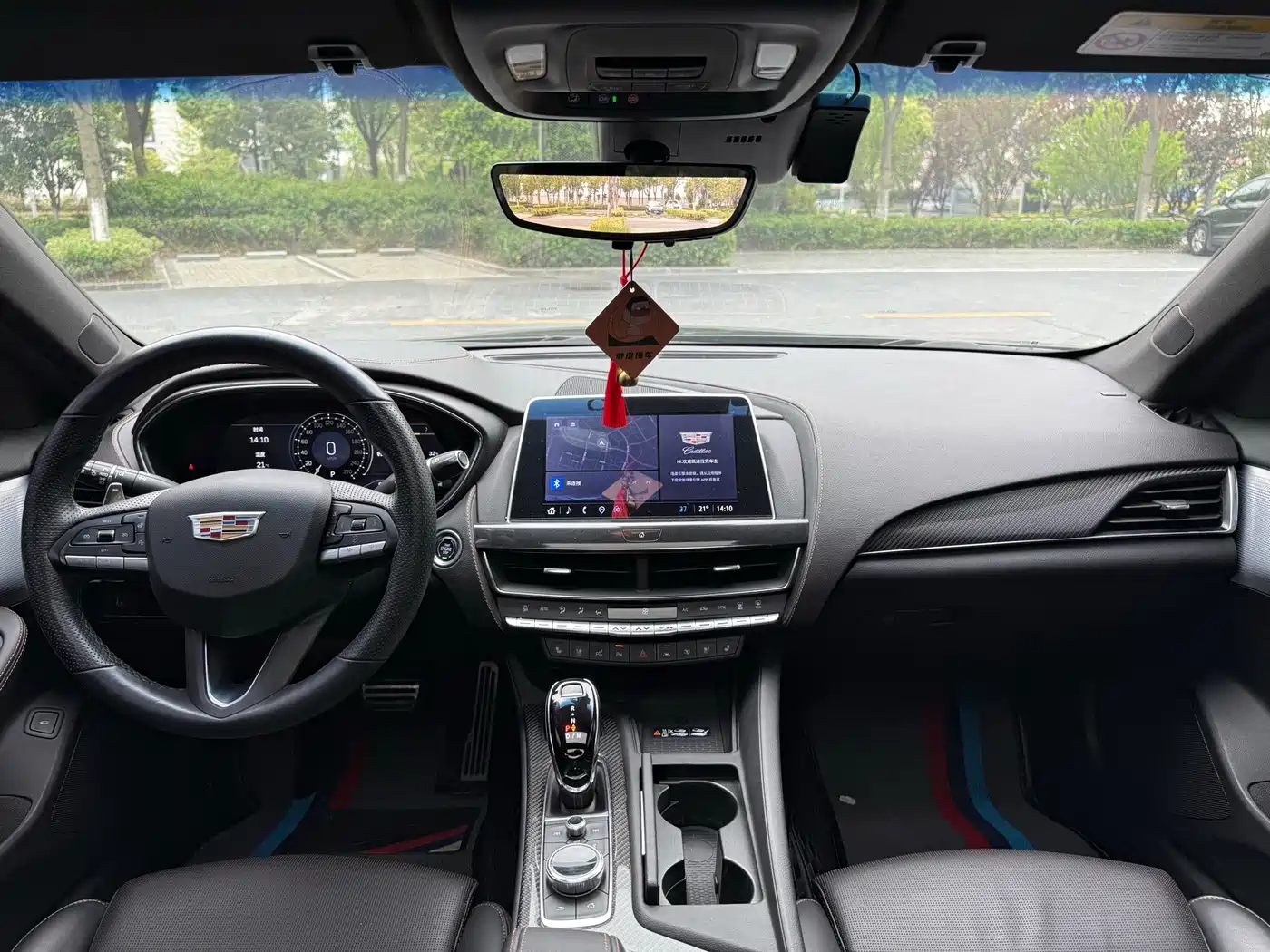 Фото 13 - Cadillac CT5